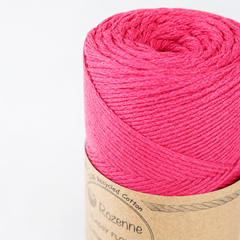 Rozenne Cotton Macrame Yarn 11 Fuchsia Surface