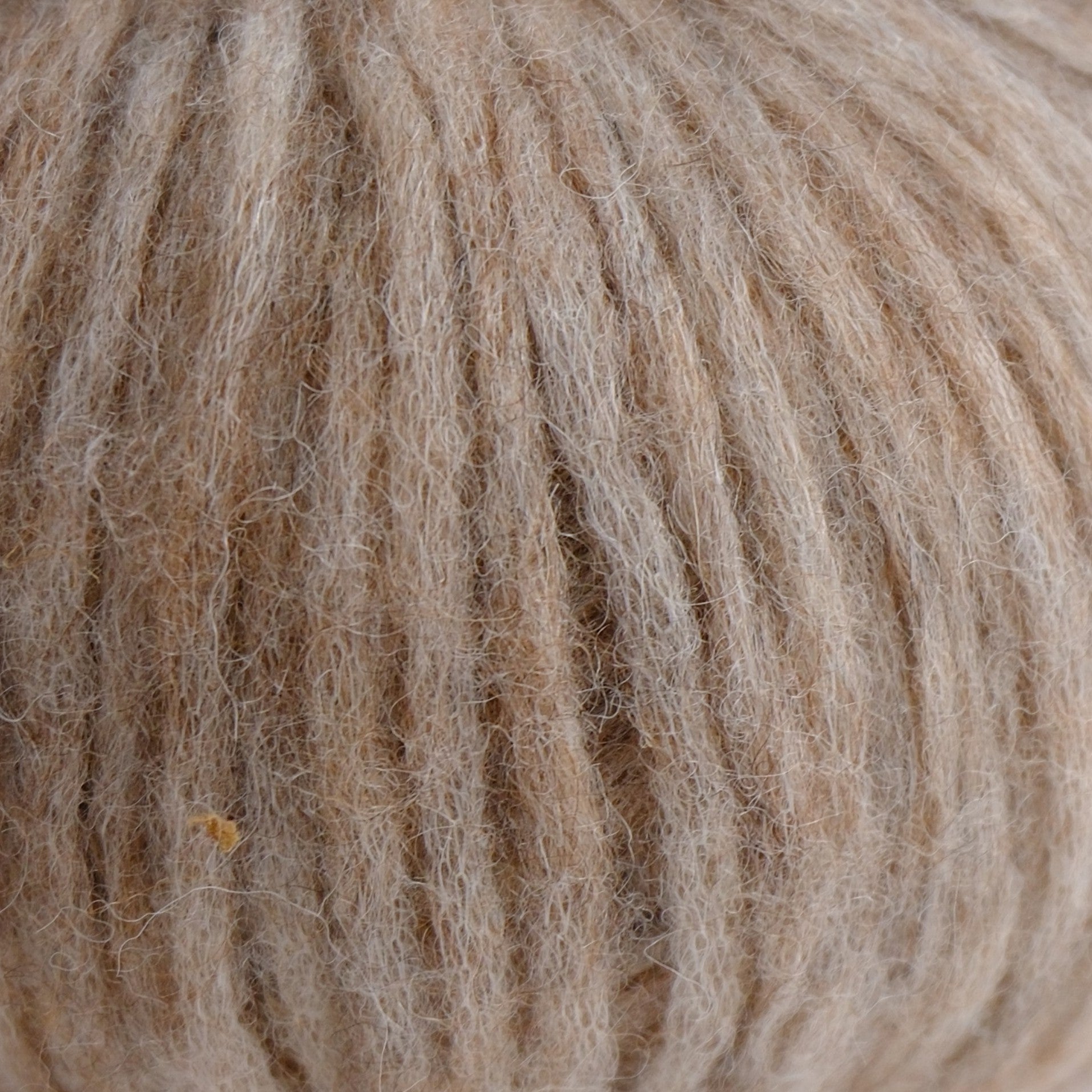 Rozenne Alpaca Aura Wool Yarn 4004 Walnut Surface Rozenneyarns.com