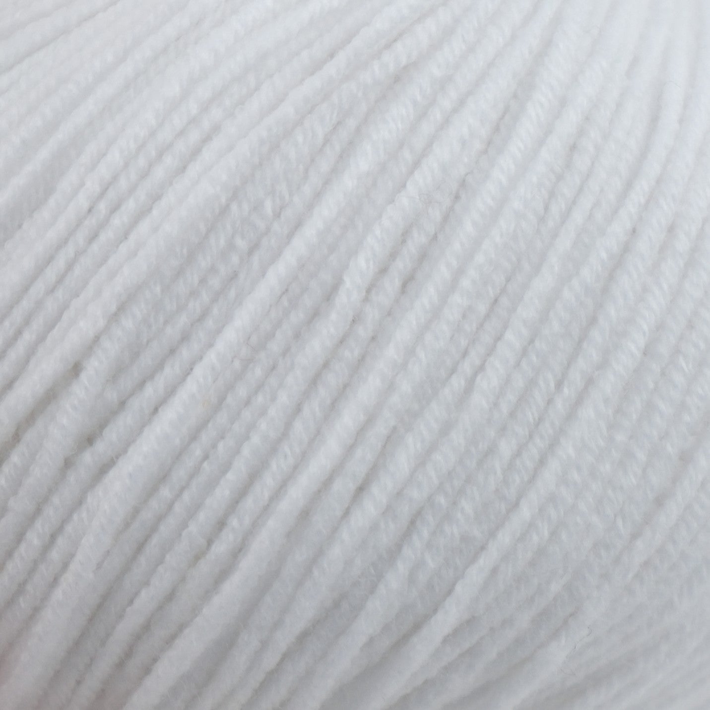Rozenne Cotton Dream 1102 Snow White Surface Rozenneyarns.com