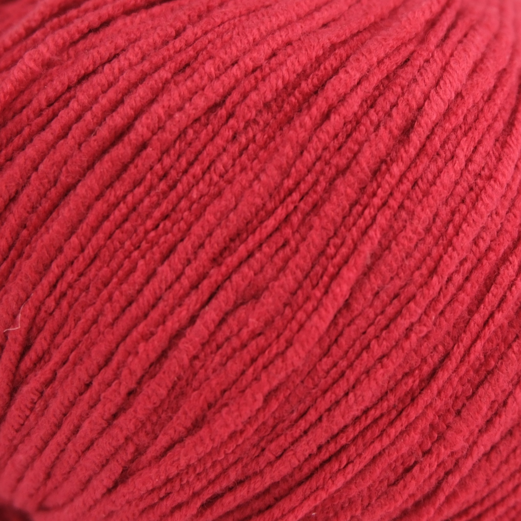 Rozenne Cotton Dream 1110 Pomegranate Red Surface Rozenneyarns.com