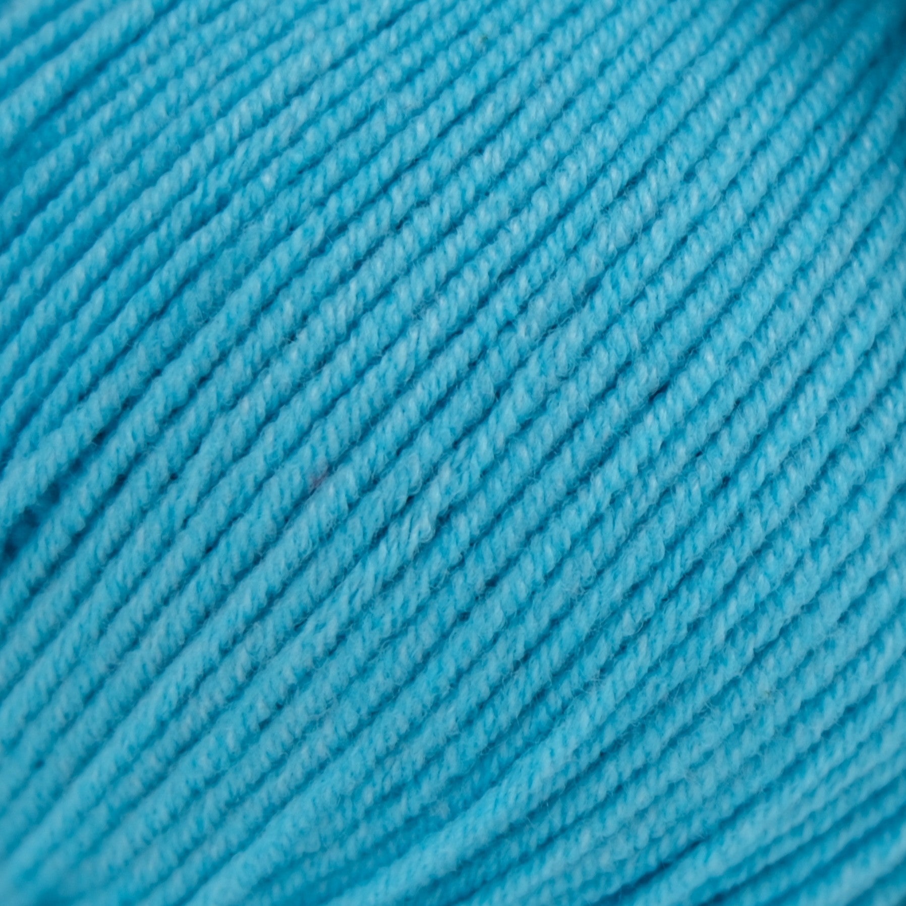 Rozenne Cotton Dream 1116 Light Turquoise Surface Rozenneyarns.com