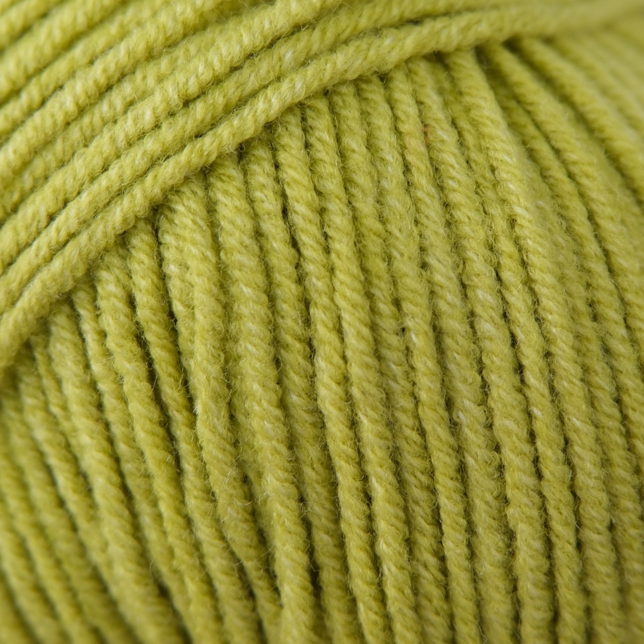 Rozenne Cotton Dream 1119 Pistachio Green Surface Rozenneyarns.com