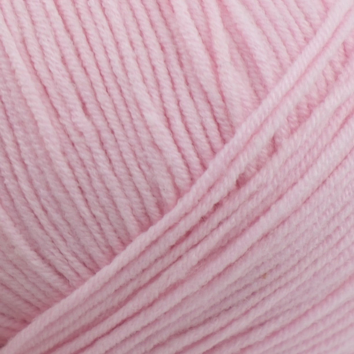 Rozenne Cotton Dream 1126 Pale Pink Surface Rozenneyarns.com