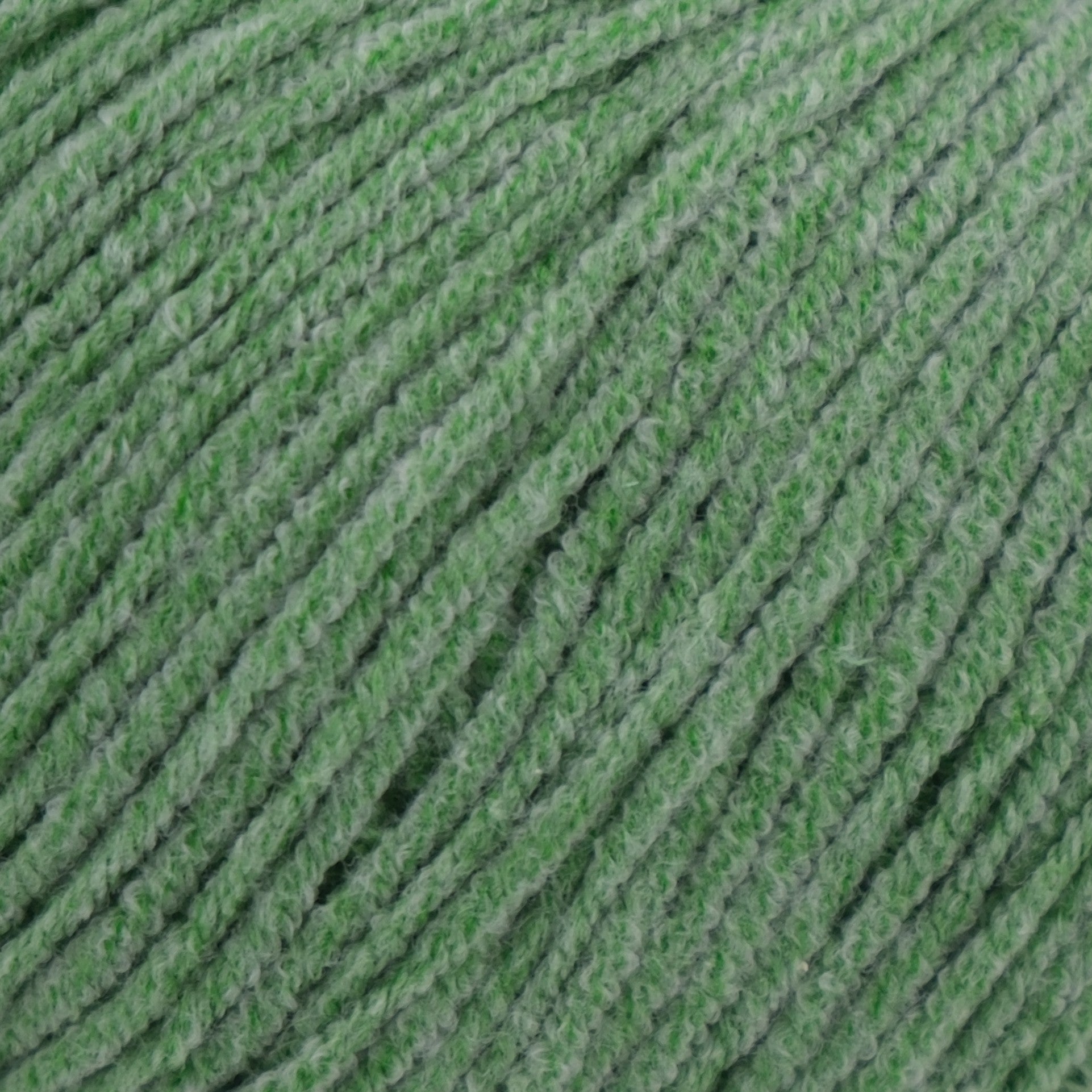 Rozenne Cotton Dream 1129 Green Surface Rozenneyarns.com