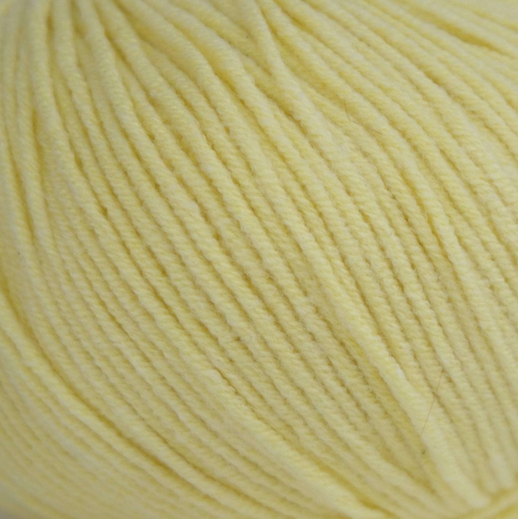 Rozenne Cotton Dream 1105 Light Yellow Surface Rozenneyarns.com