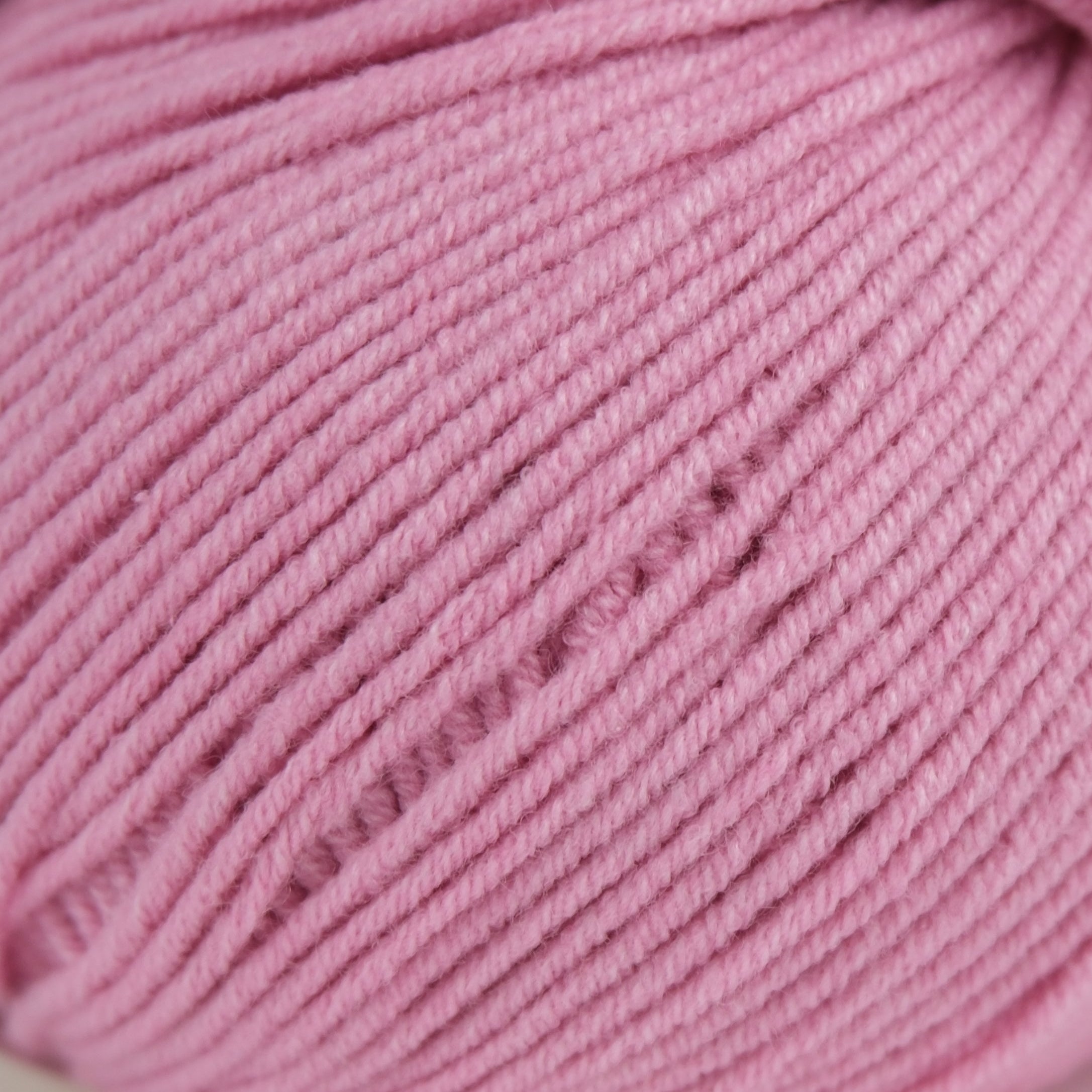 Rozenne Cotton Dream 1107 Pink Surface Rozenneyarns.com