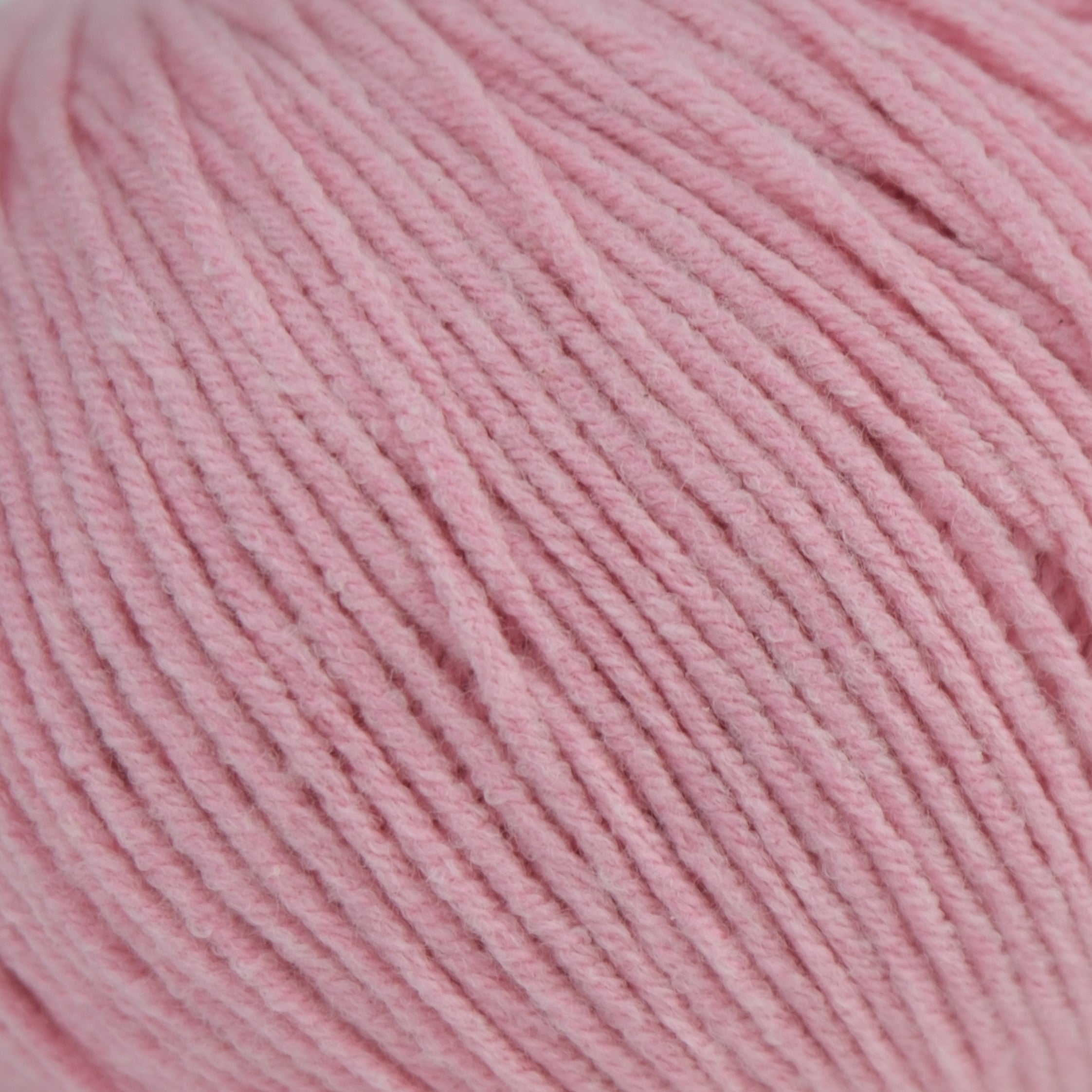Rozenne Cotton Dream 1109 Pastel Pink Surface Rozenneyarns.com
