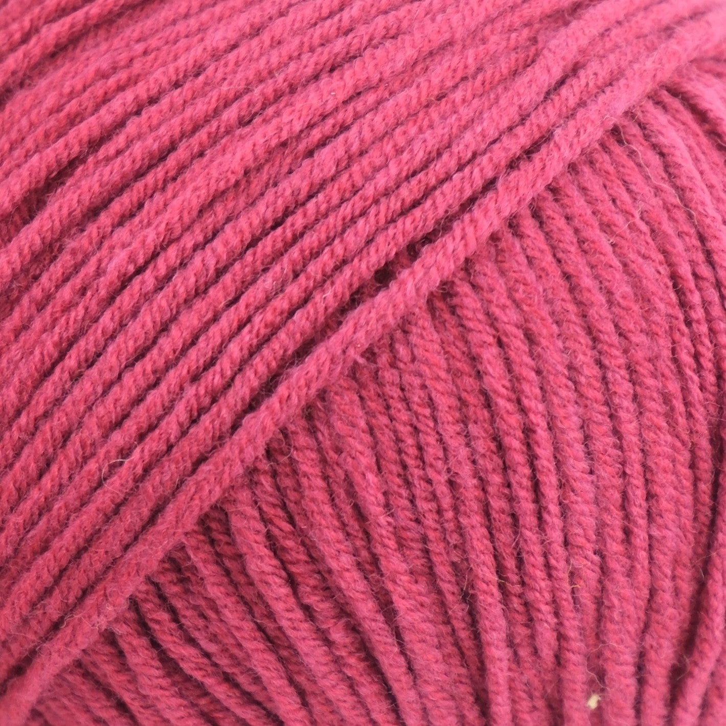 Rozenne Cotton Dream 1111 Claret Surface Rozenneyarns.com