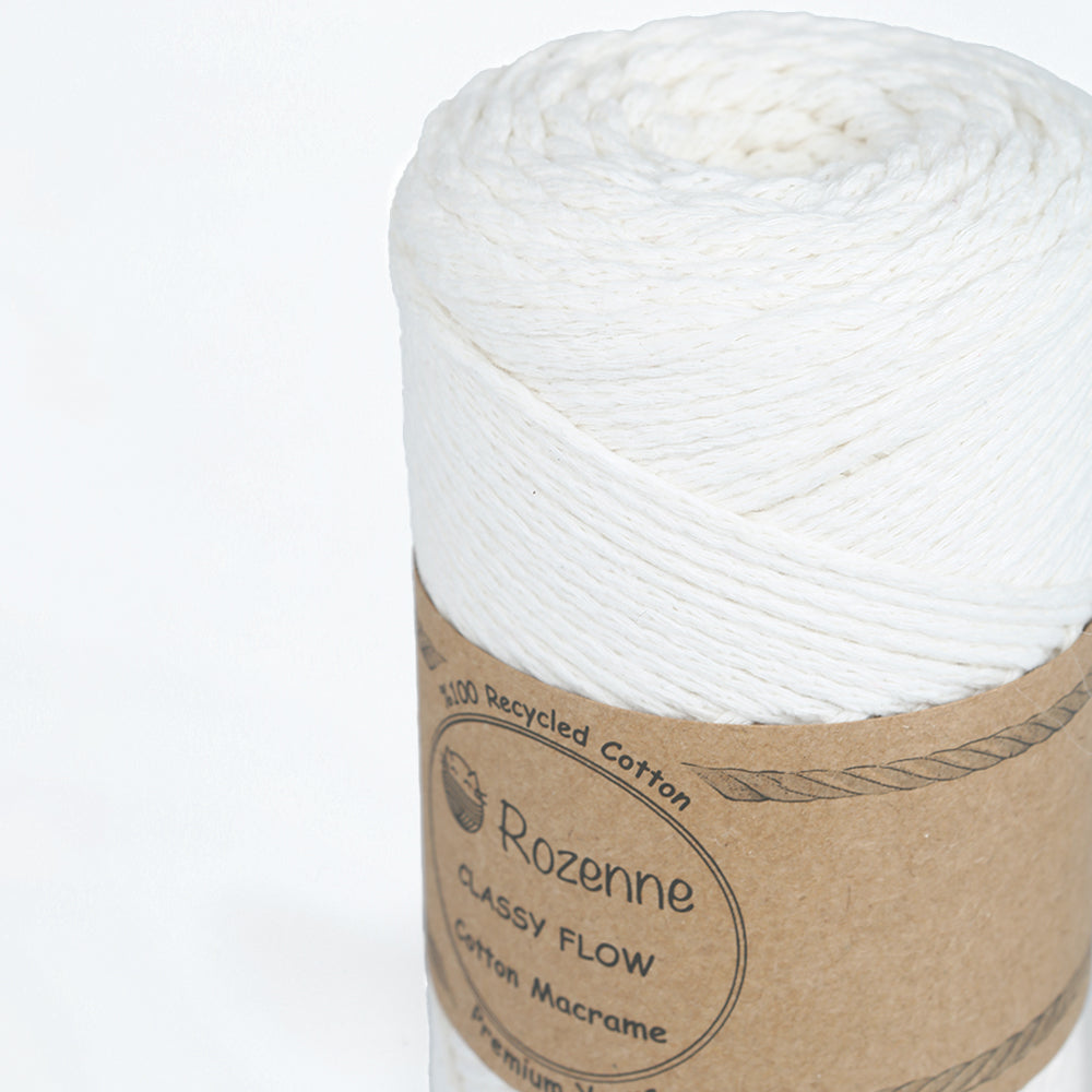 Rozenne Cotton Macrame Yarn 05 White Surface