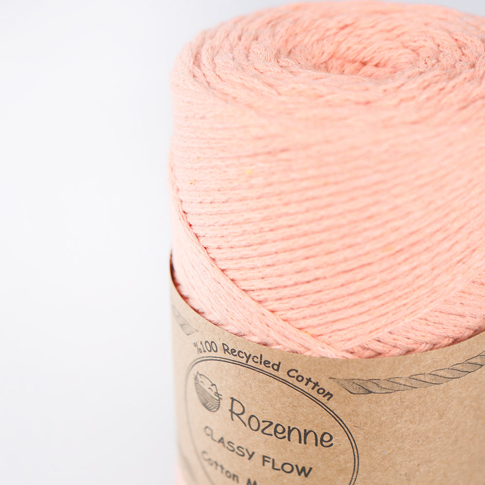 Rozenne Cotton Macrame Yarn 10 Salmon Surface