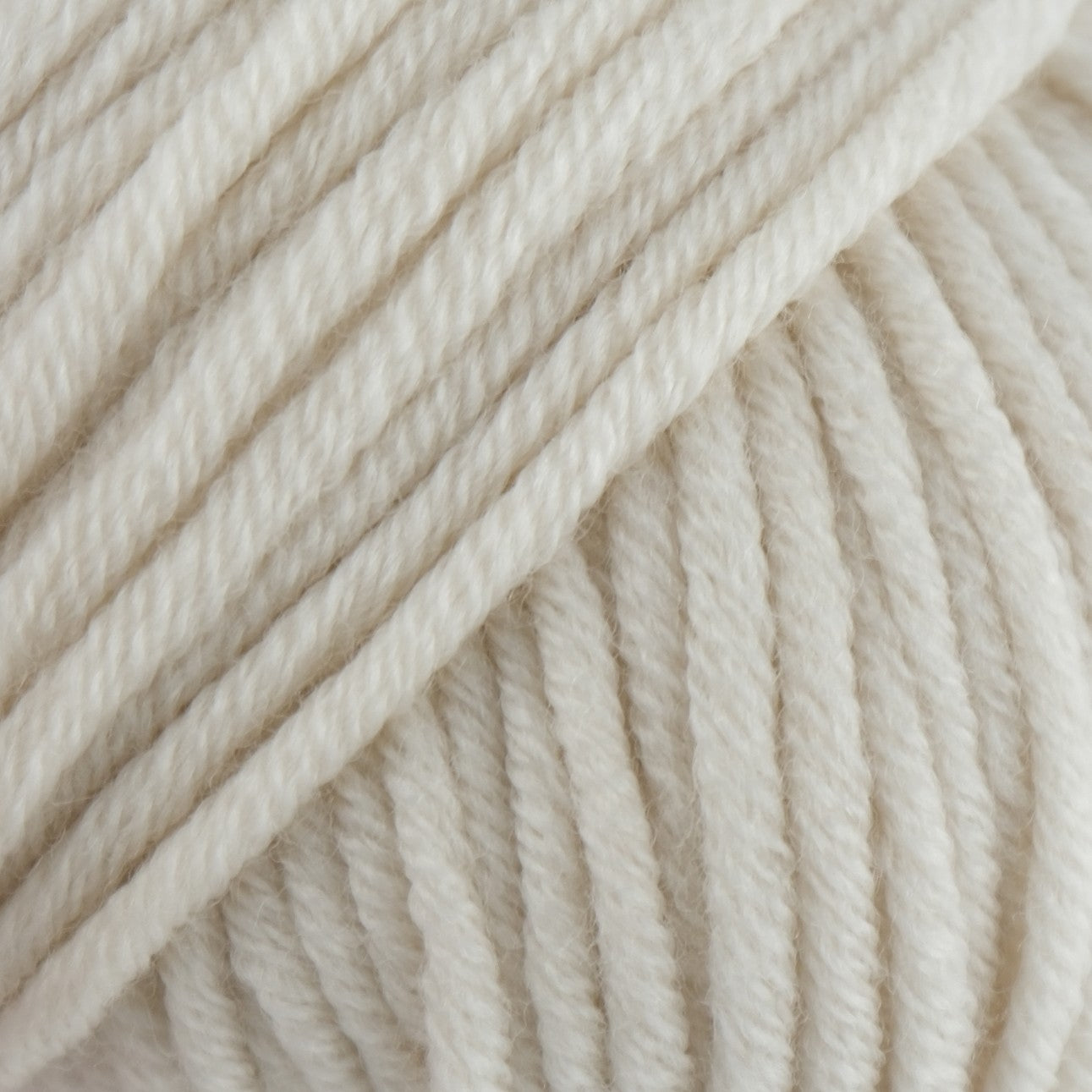 Rozenne Merino Majesty Wool Yarn 3001 White Surface Rozenneyarns.com