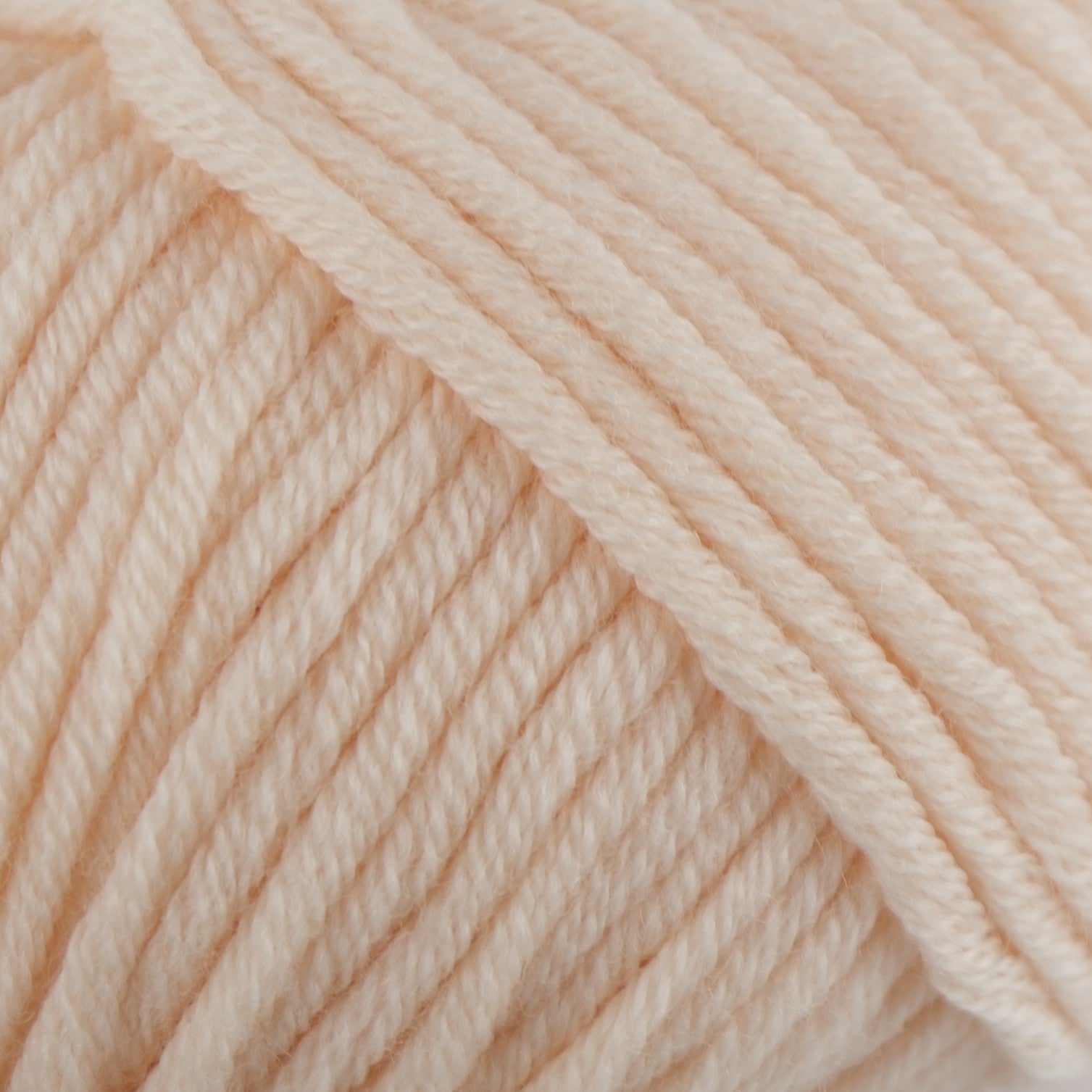 Rozenne Merino Majesty Wool Yarn 3002 Peach Pink Surface Rozenneyarns.com