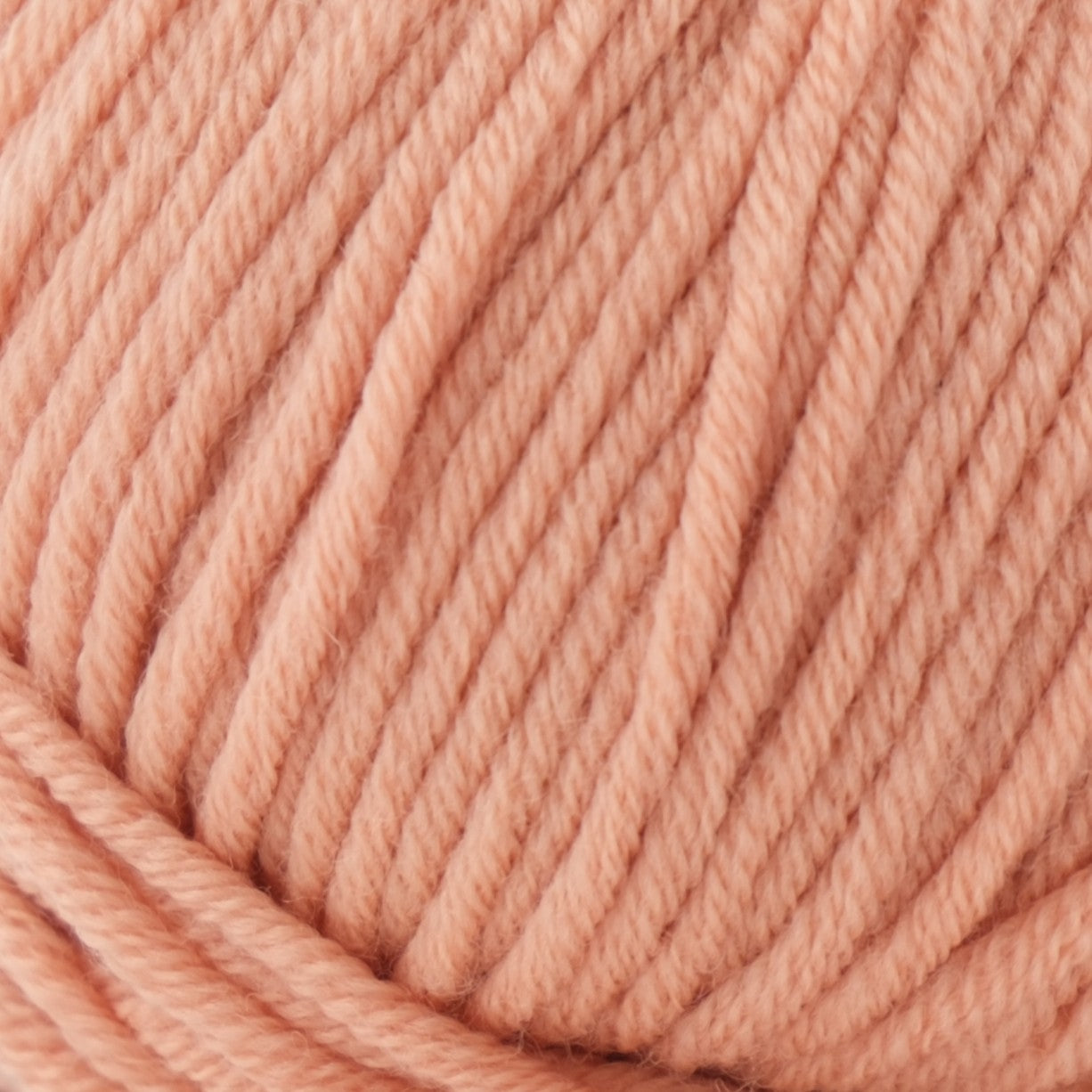 Rozenne Merino Majesty Wool Yarn 3004 Cinnamon Surface Rozenneyarns.com
