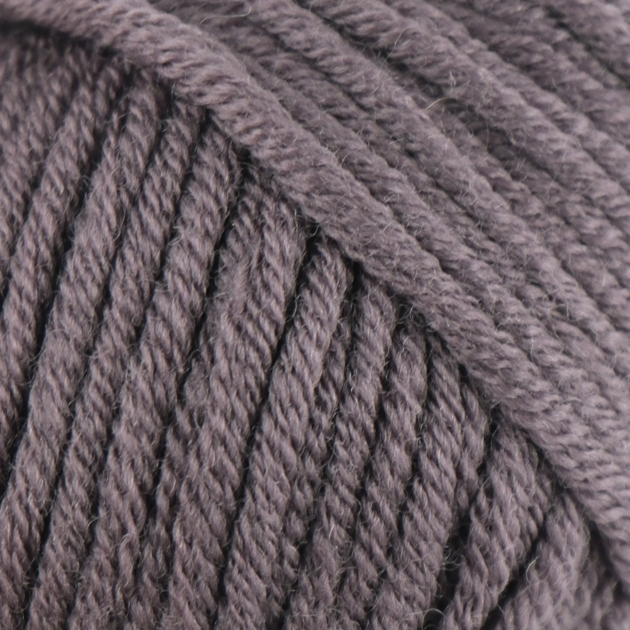 Rozenne Merino Majesty Wool Yarn 3007 Smoky Gray Surface Rozenneyarns.com