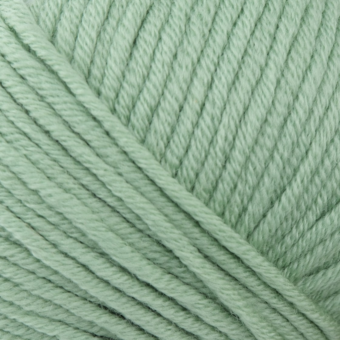 Rozenne Merino Majesty Wool Yarn 3019 Mint Green Surface Rozenneyarns.com