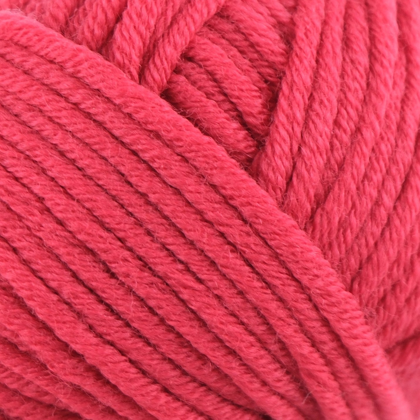 Rozenne Merino Majesty Wool Yarn 3028 Burgundy Surface Rozenneyarns.com