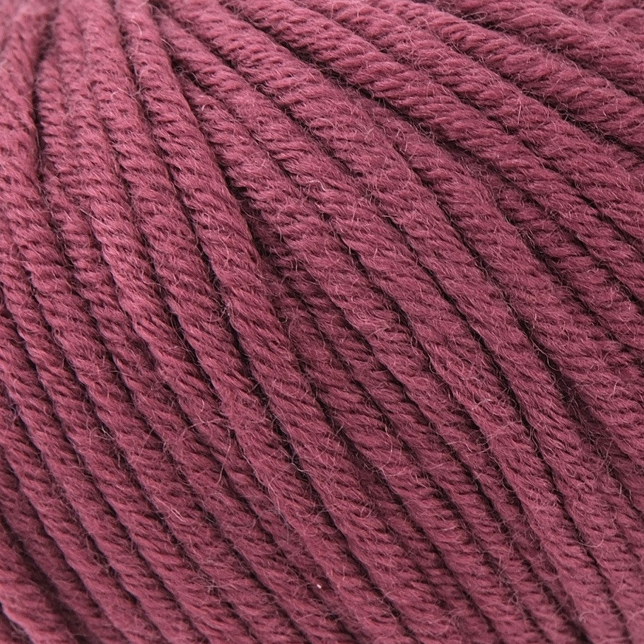Rozenne Merino Majesty Wool Yarn 3029 Plum Purple Surface Rozenneyarns.com