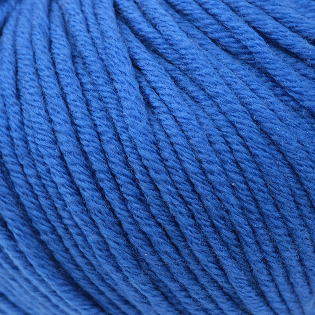 Rozenne Merino Majesty Wool Yarn 3036 Saxe Blue Surface Rozenneyarns.com