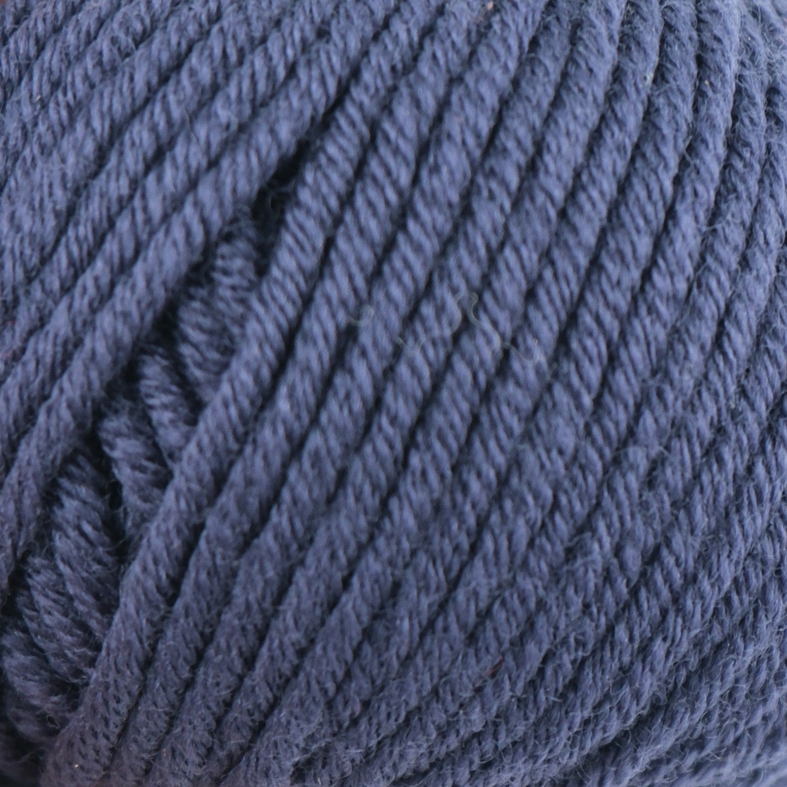 Rozenne Merino Majesty Wool Yarn 3037 Navy Blue Surface Rozenneyarns.com
