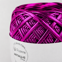 Rozenne Metallic Breeze Glitter Yarn 5011 Fuchsia Surface Photo