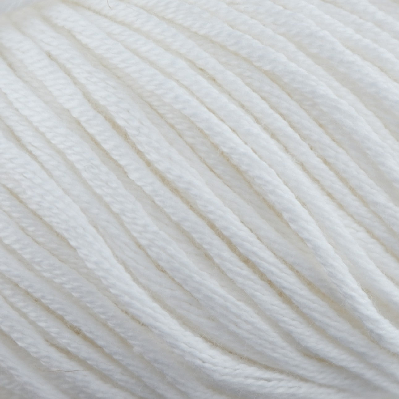 Rozenne Pure Organic Cotton Yarn 2101 White Surface Rozenneyarns.com