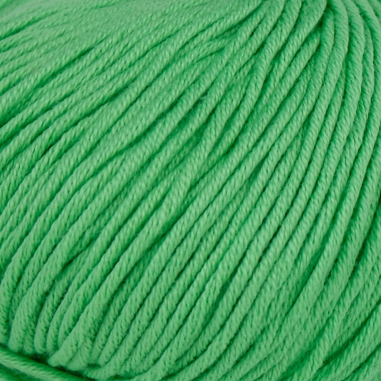 Rozenne Pure Organic Cotton Yarn 2105 Spring Green Surface Rozenneyarns.com