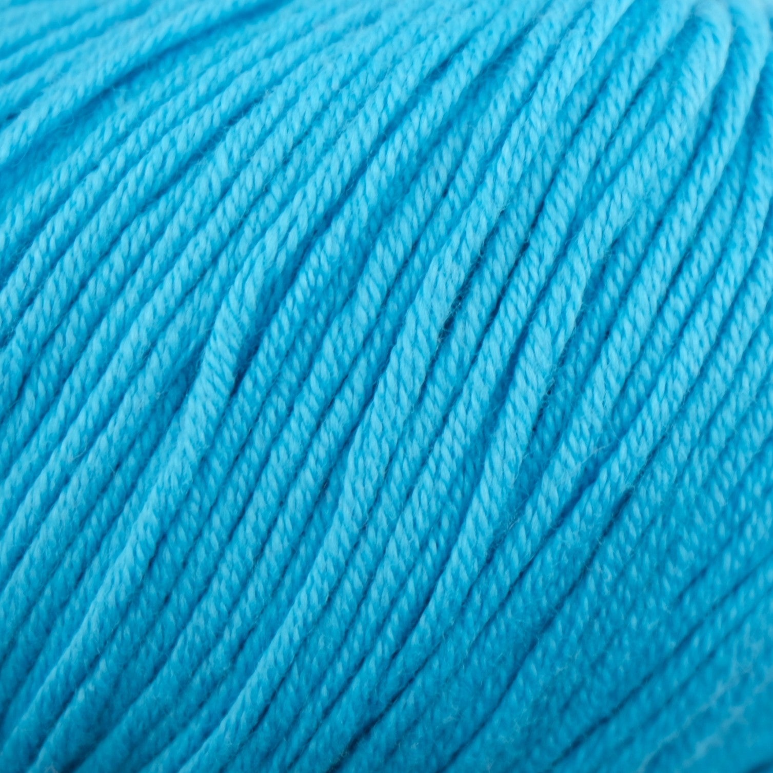 Rozenne Pure Organic Cotton Yarn 2107 Turquoise Surface Rozenneyarns.com