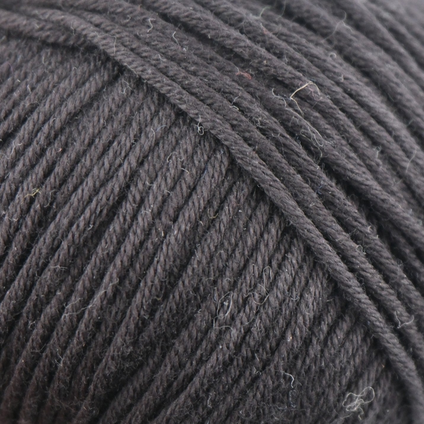 Rozenne Pure Organic Cotton Yarn 2113 Black Surface Rozenneyarns.com